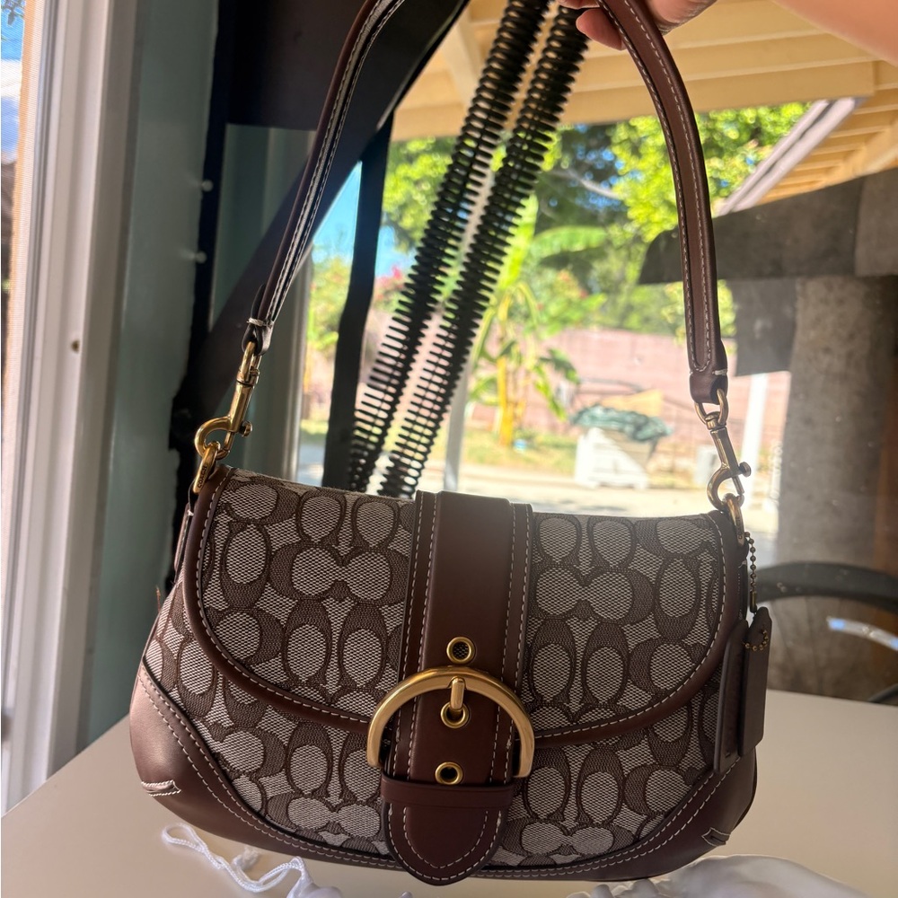 🌸Coach Soho in Signature Jacquard🌸